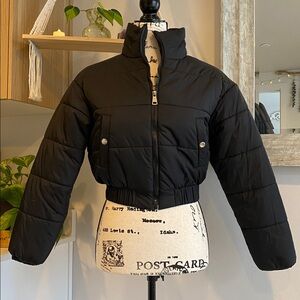 Cropped Puffer Jacket